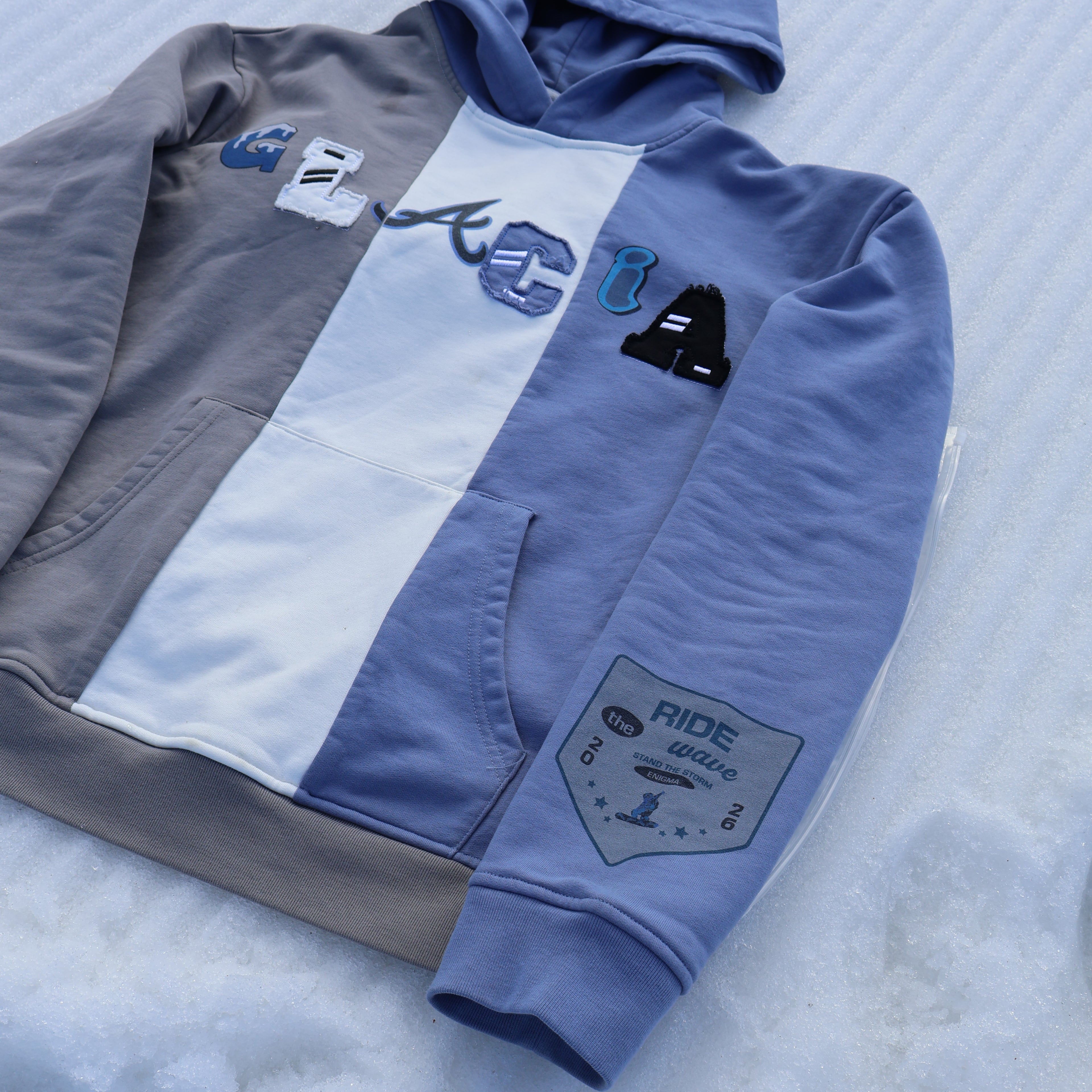 3 TONE GLACIA PULLOVER