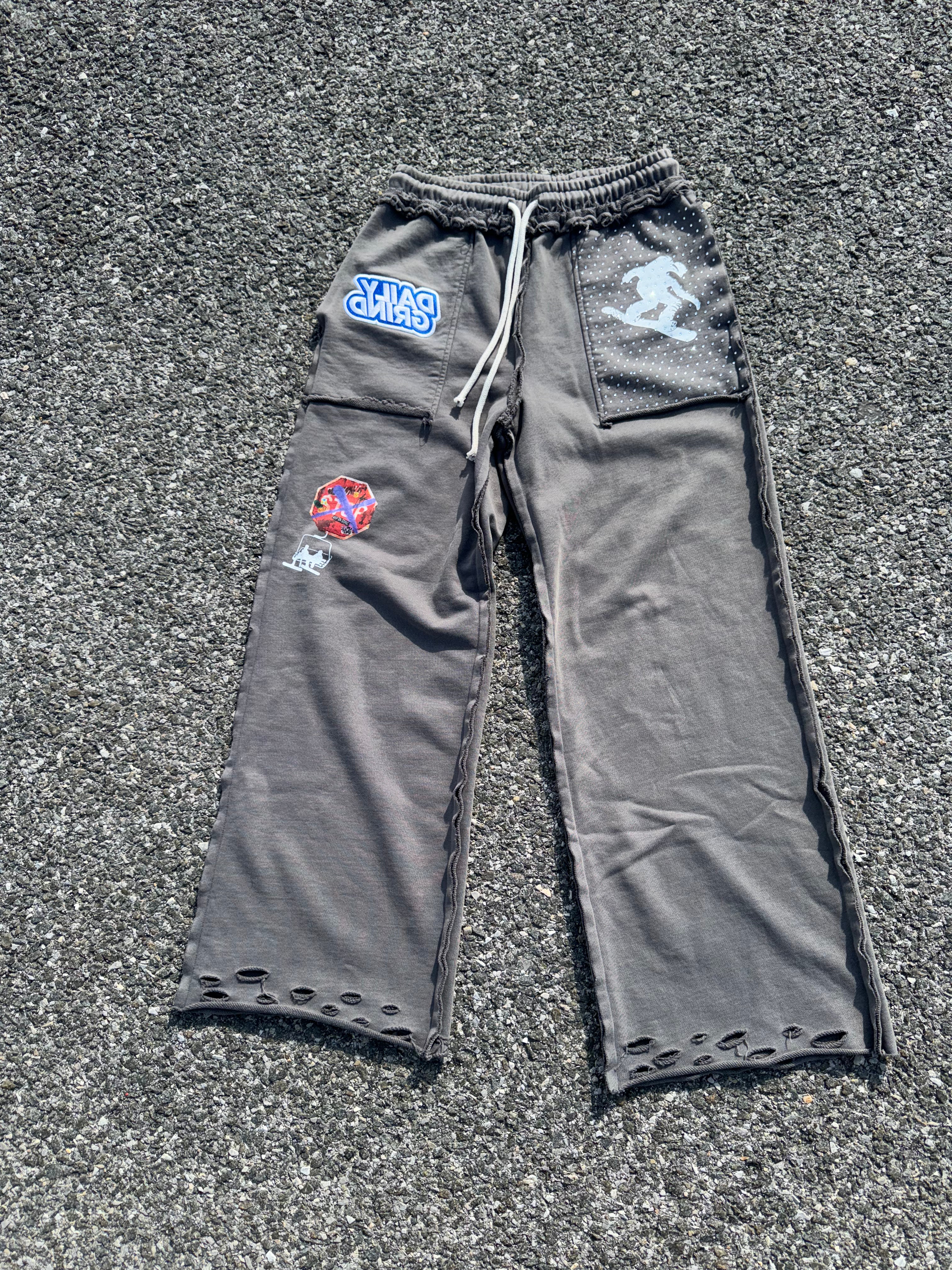 GREY GLACIA SWEATPANTS