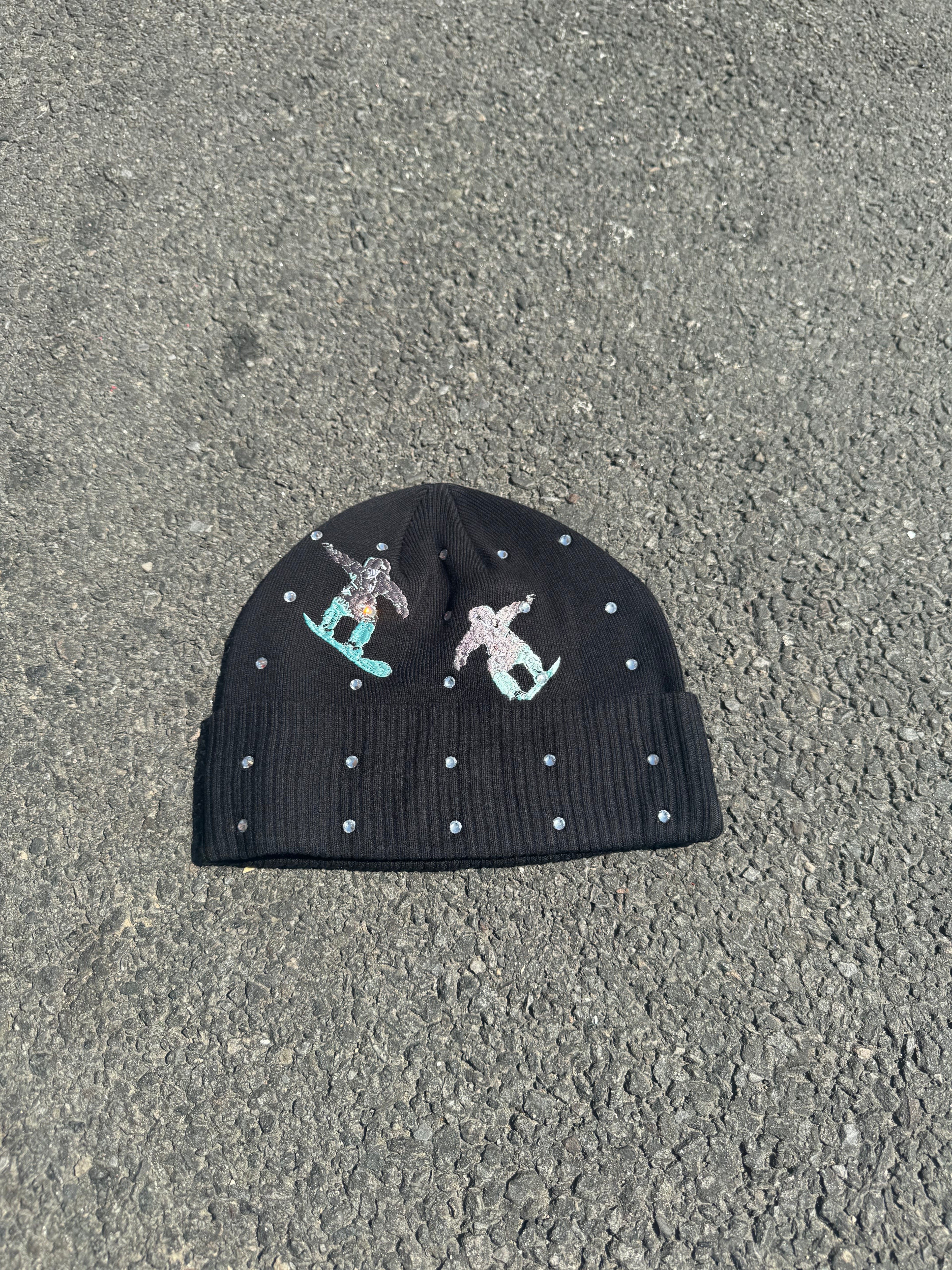 BLACK GLACIA RHINESTONE HAT