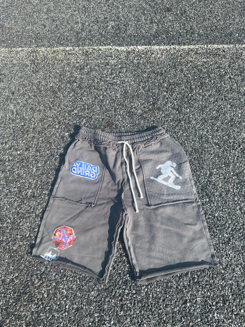 GREY GLACIA SHORTS